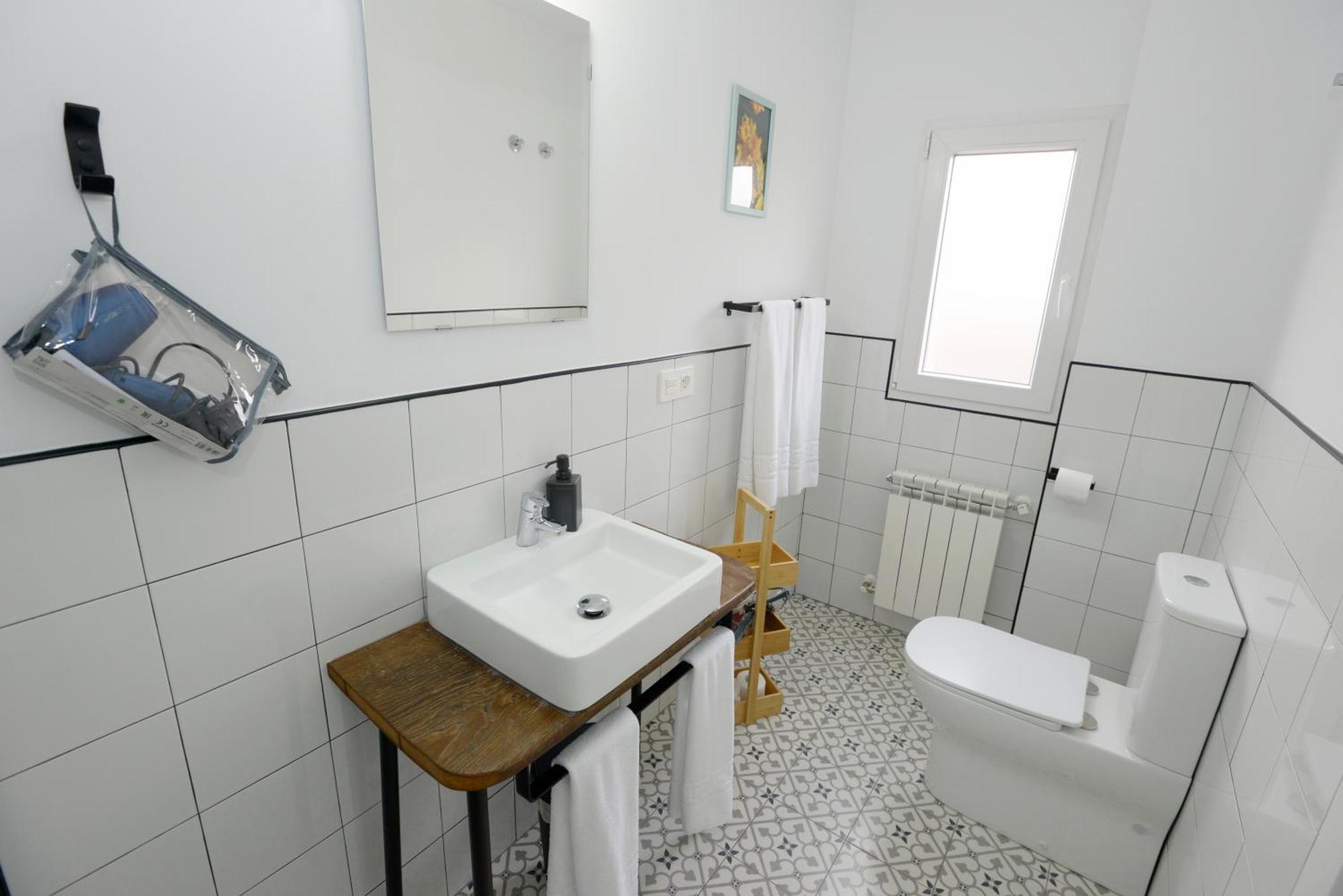 Hostel El Campano Villafranca Del Bierzo Bagian luar foto