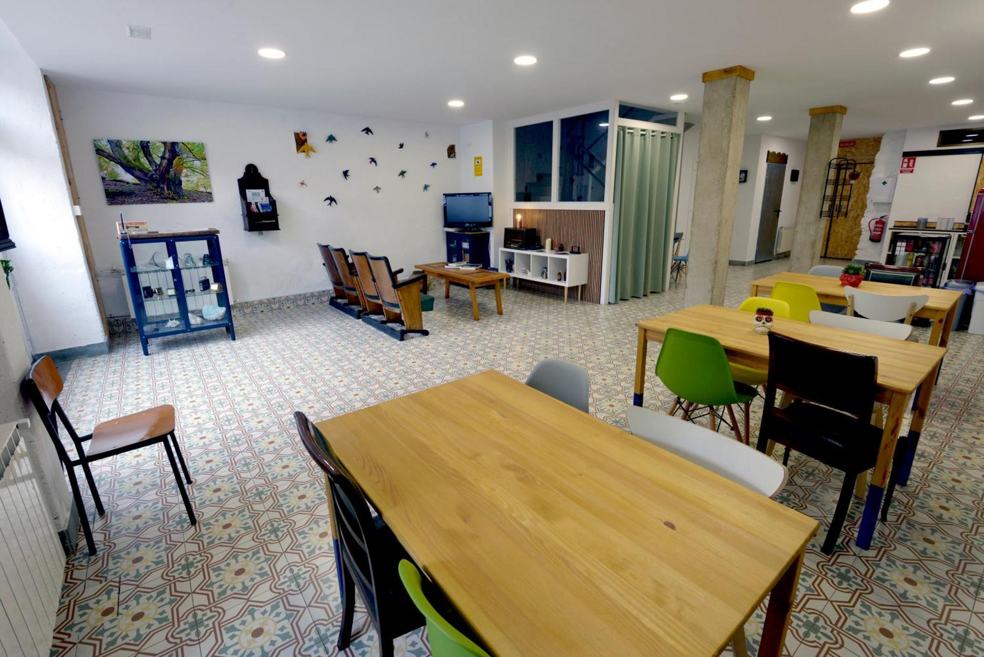 Hostel El Campano Villafranca Del Bierzo Bagian luar foto