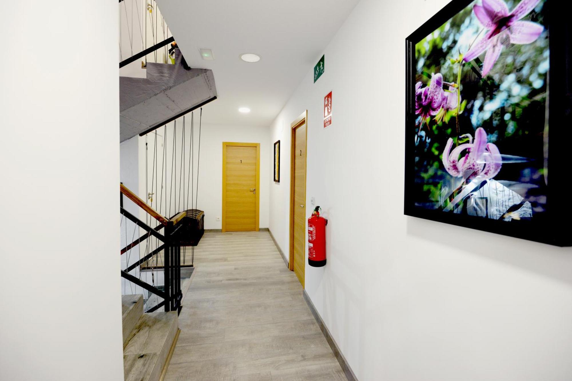 Hostel El Campano Villafranca Del Bierzo Bagian luar foto